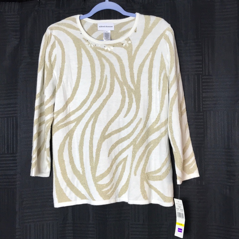 Ladies sweater size medium Alfred Dunner